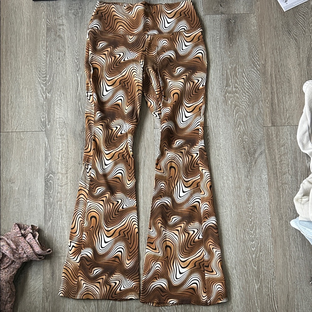 Wild Fable Brown and Black Wave Pattern Pants